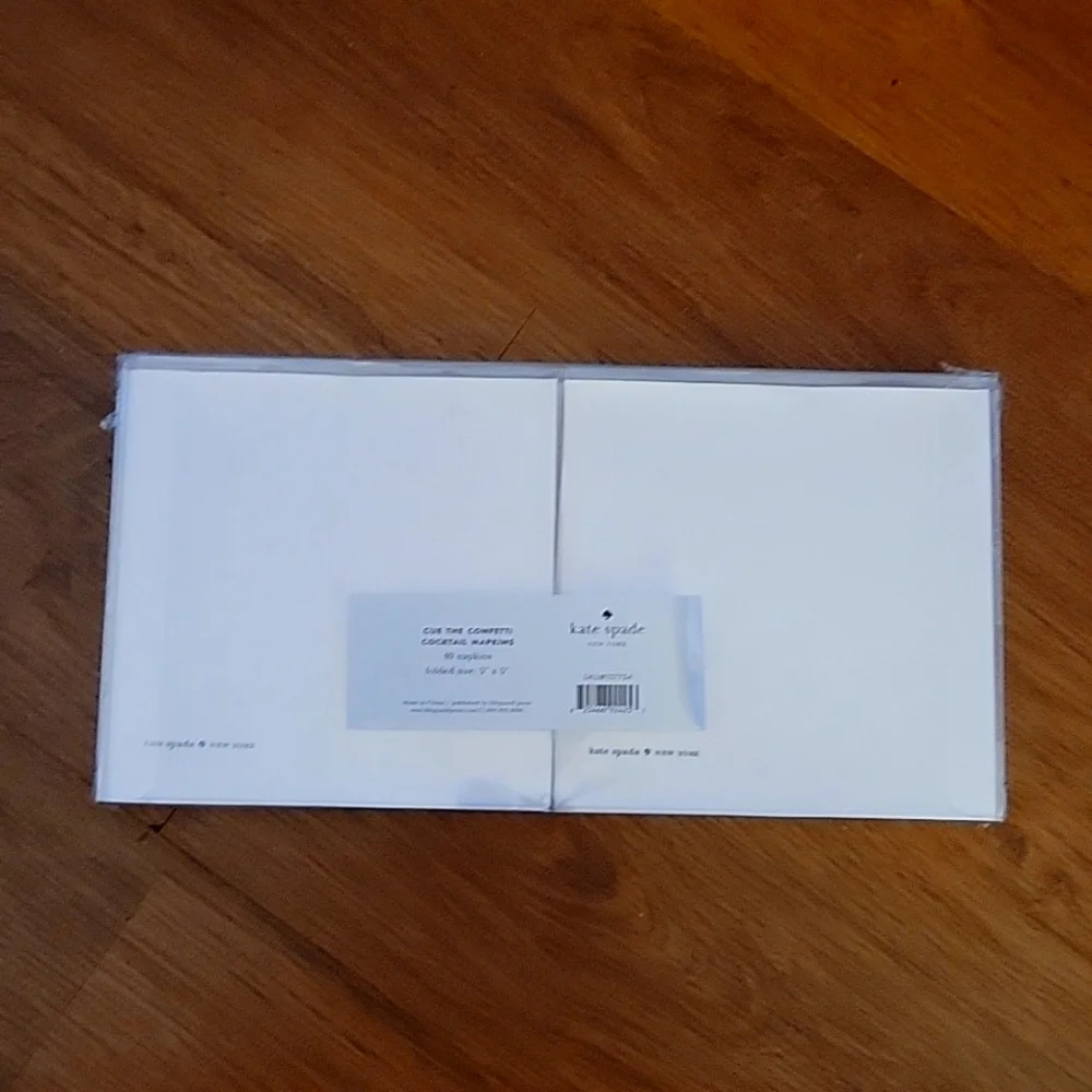 Kate Spade Cue The Confetti cocktail napkins 40 White Gold folded size 5x5